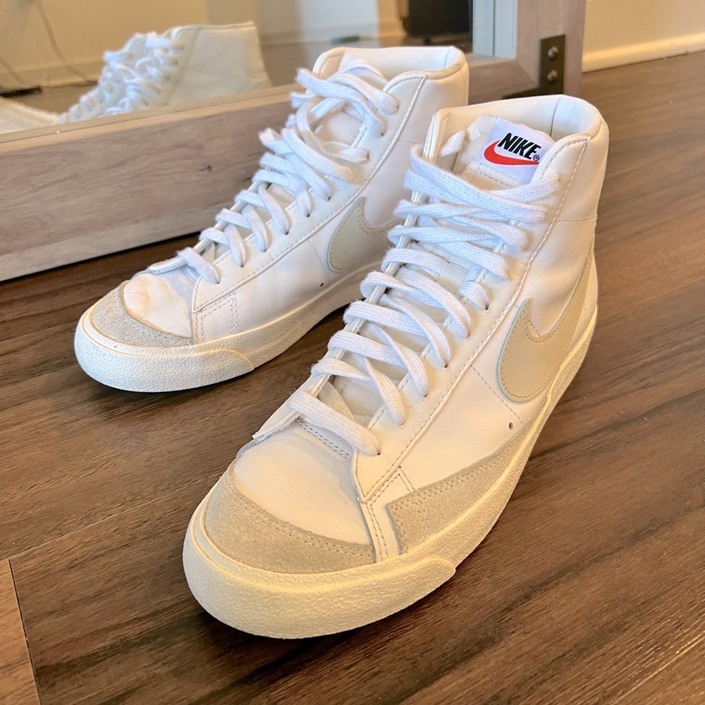 Blazer Mid 77 'Light Bone